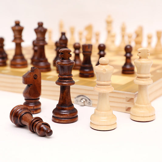 Foldable Magnetic Log Eco-friendly Chess Set